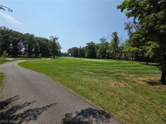 545 Bristol Drive, Aurora, OH 44202