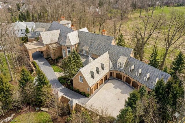 545 Bristol Drive, Aurora, OH 44202