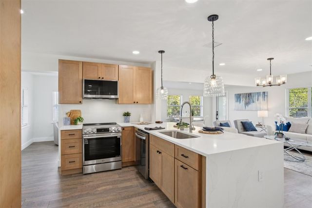 1739 BAYOU GRANDE BOULEVARD NE, St Petersburg, FL 33703