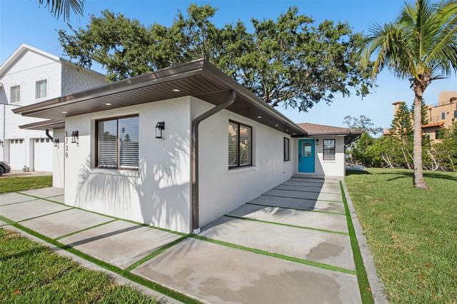 1739 BAYOU GRANDE BOULEVARD NE, St Petersburg, FL 33703