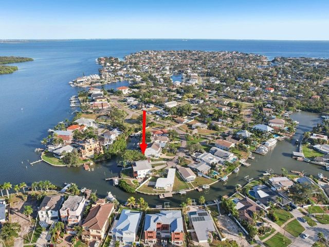 1739 BAYOU GRANDE BOULEVARD NE, St Petersburg, FL 33703