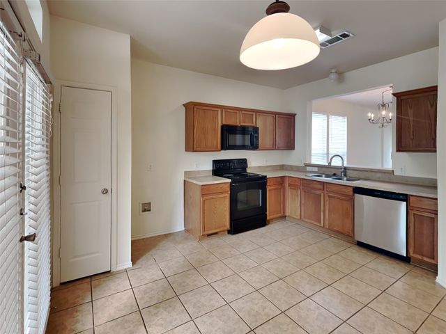 10661 Traymore Drive, Fort Worth, TX 76244