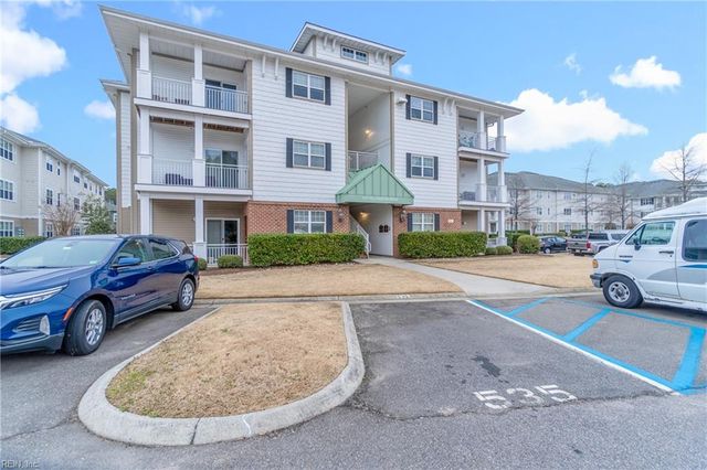 4332 Hillingdon Bnd Apt 205, Chesapeake, VA 23321