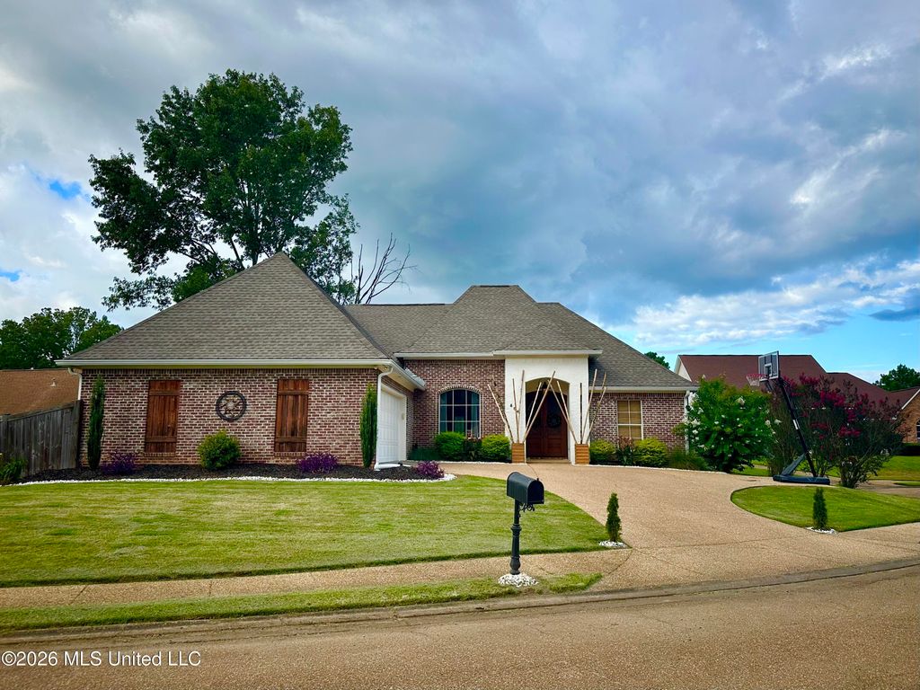 804 Stayton Cove, Byram, MS 39272
