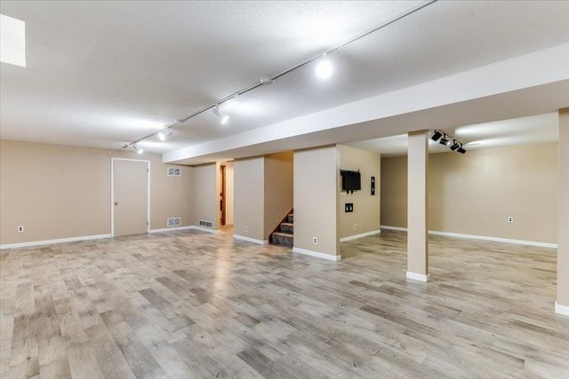 10 Argon Dr, Goddard, KS 67052