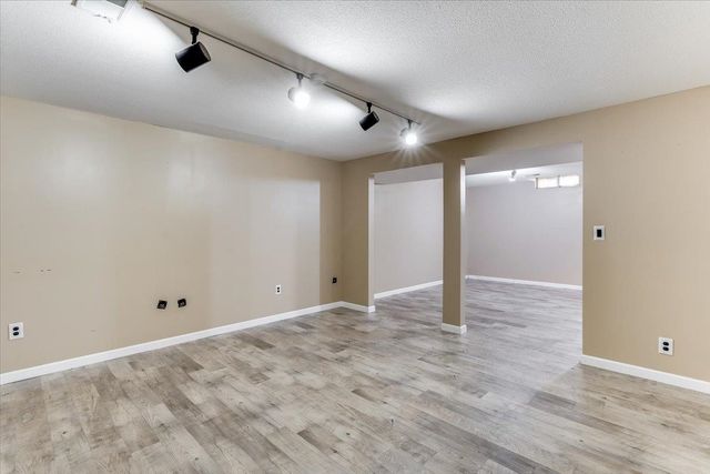 10 Argon Dr, Goddard, KS 67052