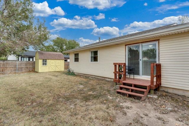 10 Argon Dr, Goddard, KS 67052