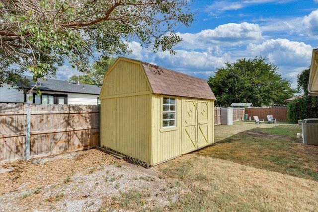10 Argon Dr, Goddard, KS 67052