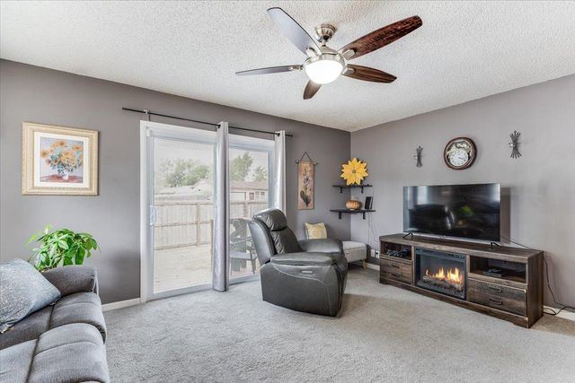 10 Argon Dr, Goddard, KS 67052