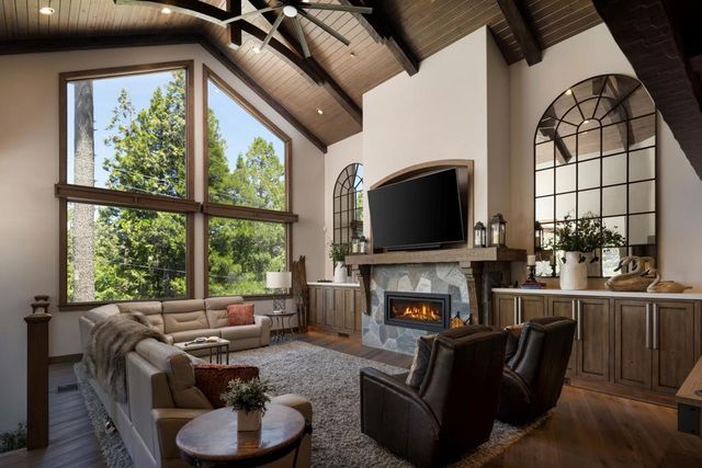 264 Ca-173, Lake Arrowhead, CA 92352
