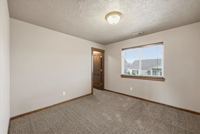 1821 S Shamrock Dr, Spokane Valley, WA 99016