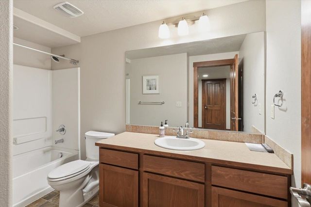 1821 S Shamrock Dr, Spokane Valley, WA 99016