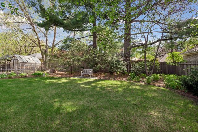 1777 Knox Avenue S, Minneapolis, MN 55403