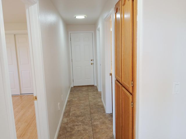 1360 W Linn Road, Eagle Point, OR 97524