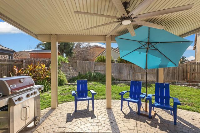 1152 Laureto St, Manteca, CA 95336