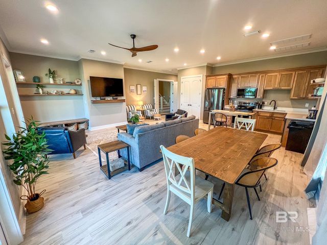 613 Hernando Place, Dauphin Island, AL 36528