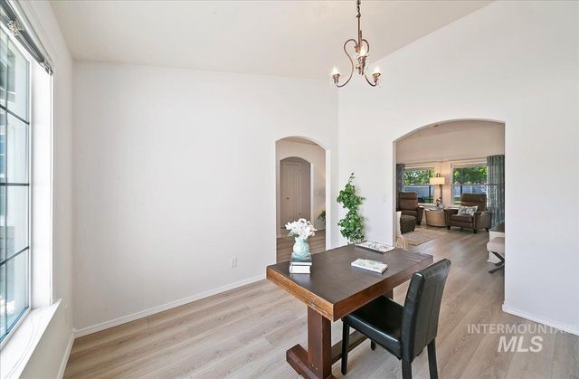 2209 S Preakness Way, Nampa, ID 83686