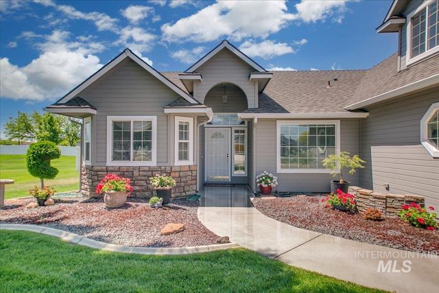 2209 S Preakness Way, Nampa, ID 83686