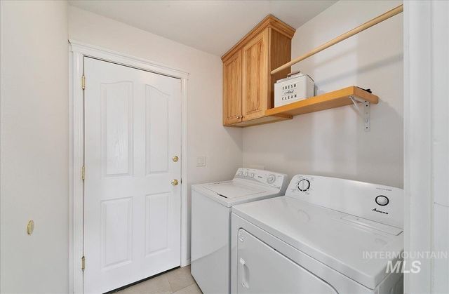 2209 S Preakness Way, Nampa, ID 83686