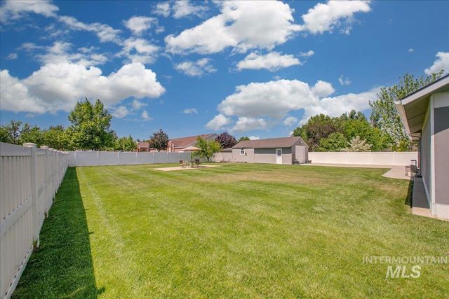 2209 S Preakness Way, Nampa, ID 83686