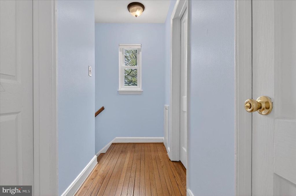 Image 16 of property listing at 7500 16TH AVE, Takoma Park, MD 20912