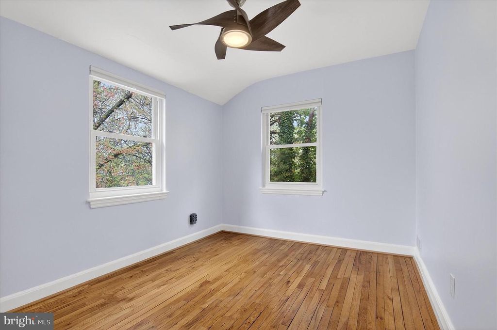 Image 21 of property listing at 7500 16TH AVE, Takoma Park, MD 20912