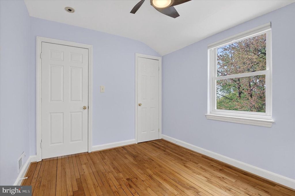 Image 22 of property listing at 7500 16TH AVE, Takoma Park, MD 20912