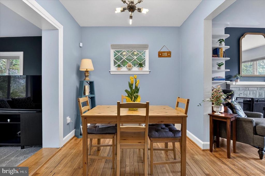 Image 8 of property listing at 7500 16TH AVE, Takoma Park, MD 20912