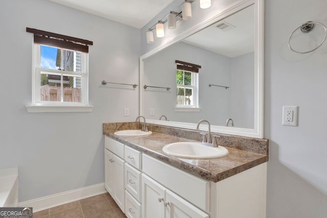 115 Wall Street, Savannah, GA 31405