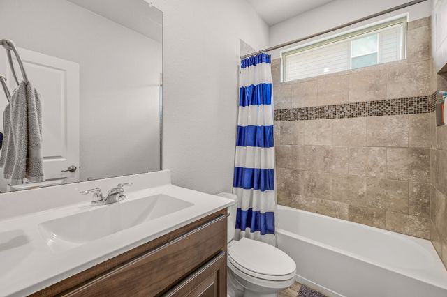1106 Burlingame Drive, Cleburne, TX 76033