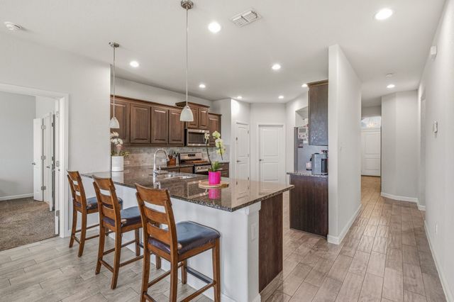 1106 Burlingame Drive, Cleburne, TX 76033