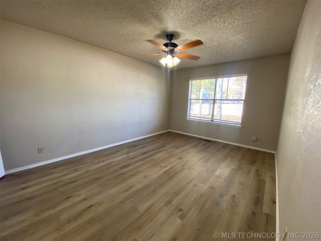 2519 E 74th Place, Tulsa, OK 74136