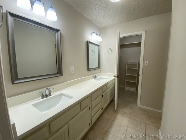 2519 E 74th Place, Tulsa, OK 74136