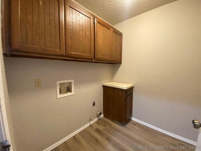 2519 E 74th Place, Tulsa, OK 74136