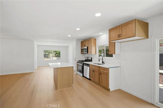 966 Bettina Way, San Jacinto, CA 92582