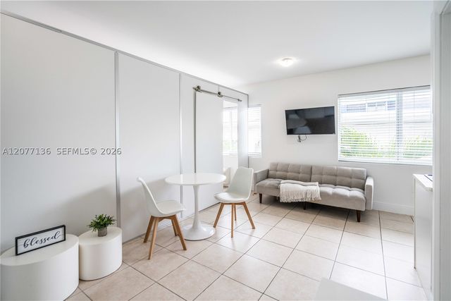 6971 Carlyle Ave 207, Miami Beach, FL 33141