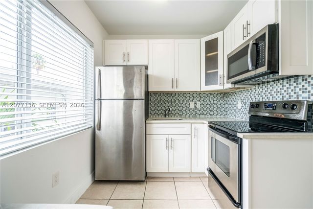 6971 Carlyle Ave 207, Miami Beach, FL 33141