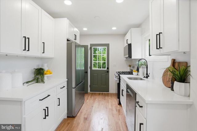 2505 LAKEWOOD CT, Baltimore, MD 21234