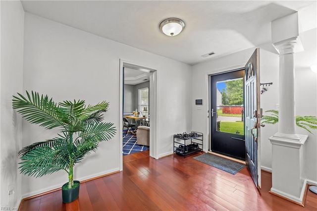 314 Vista Point DR, Hampton, VA 23666