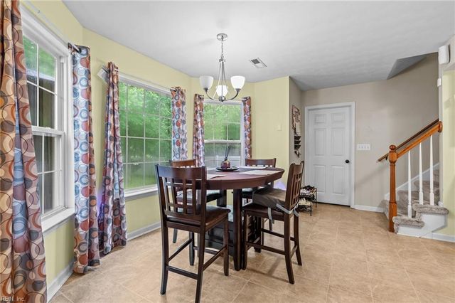 314 Vista Point DR, Hampton, VA 23666