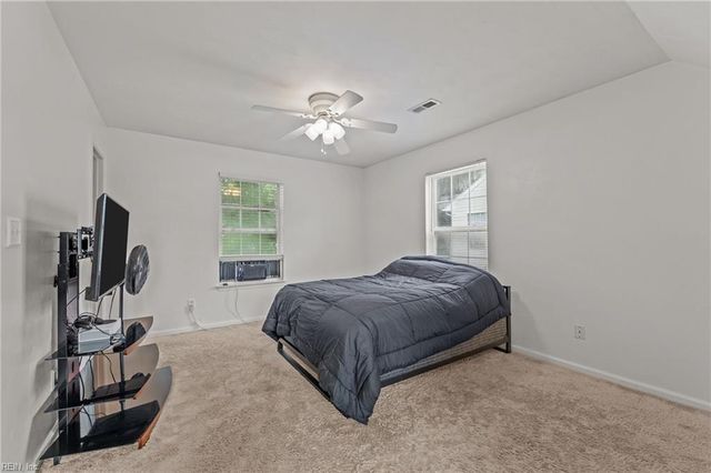 314 Vista Point DR, Hampton, VA 23666