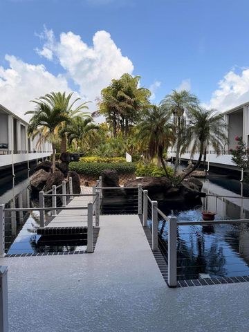 3589 S Ocean Boulevard 404, South Palm Beach, FL 33480