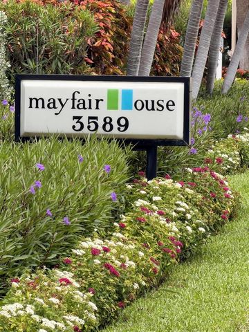 3589 S Ocean Boulevard 404, South Palm Beach, FL 33480