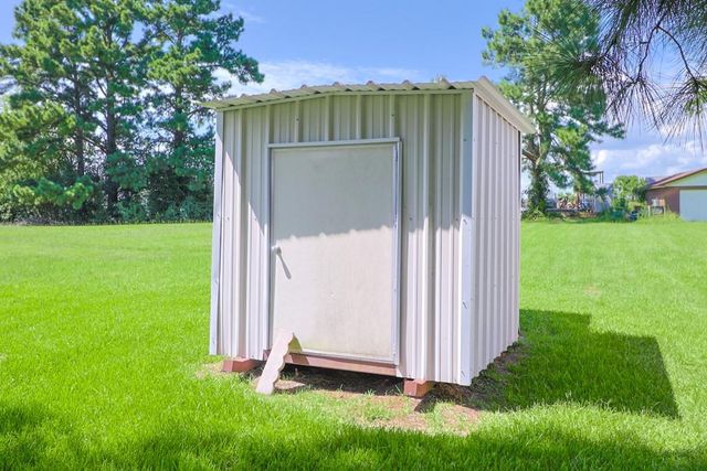 155 County Road 1815, Crockett, TX 75835