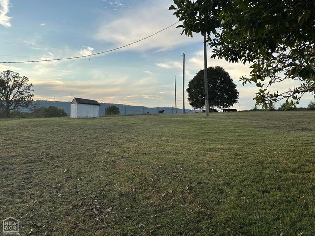 7429 Watts Road, Harrison, AR 72601
