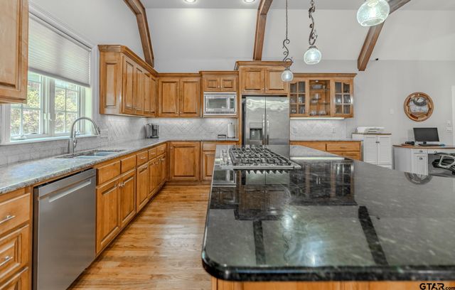 3429 Ridgebluff Cir, Tyler, TX 75707