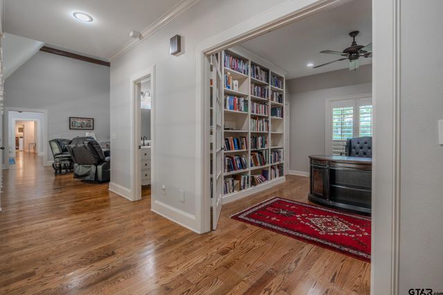 3429 Ridgebluff Cir, Tyler, TX 75707