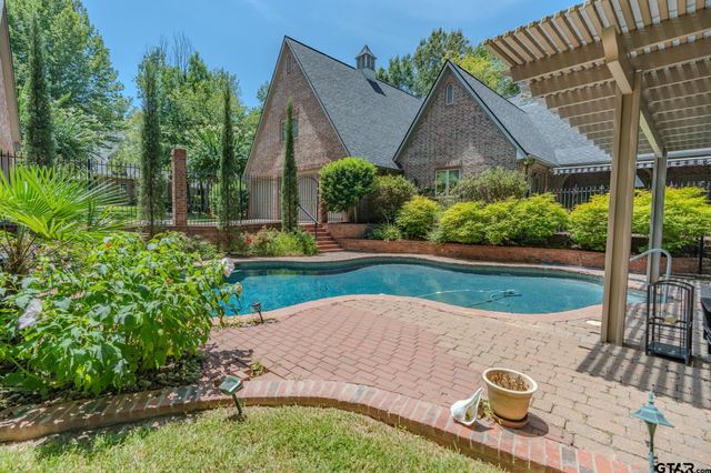 3429 Ridgebluff Cir, Tyler, TX 75707