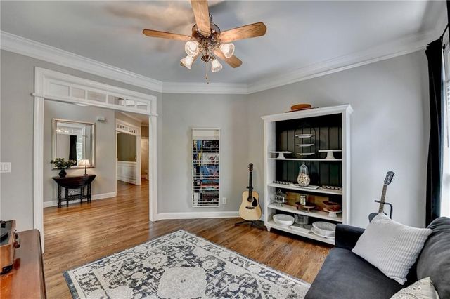 5062 Oak Farm Way, Flowery Branch, GA 30542