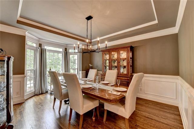 5062 Oak Farm Way, Flowery Branch, GA 30542